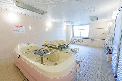 写真：生活介護事業所浴室